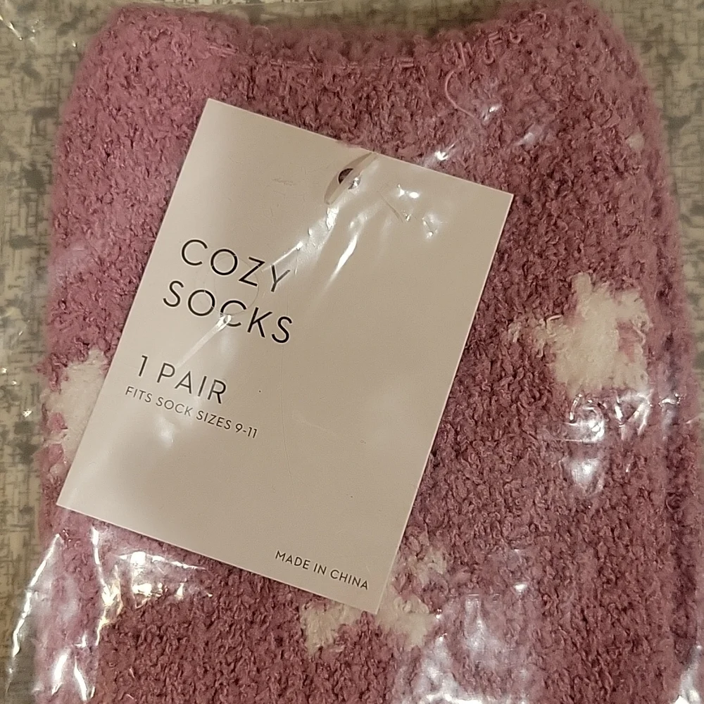 Cozy Socks - Picture 3 of 4